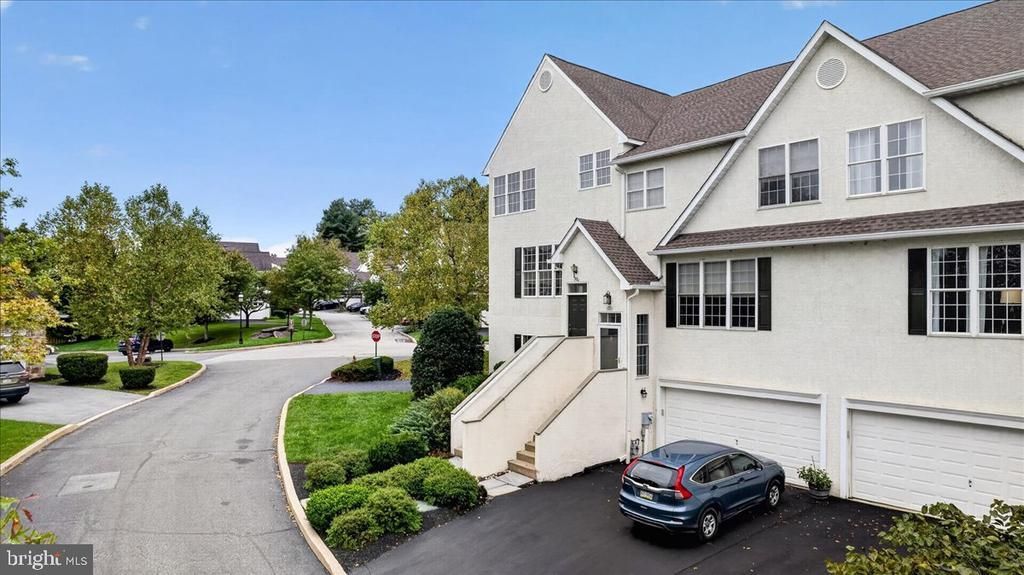 701 WHISPERING BROOKE DRIVE, NEWTOWN SQUARE, PA 19073
