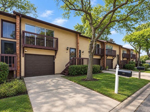 457 Sioux Drive, Bolingbrook, IL 60440