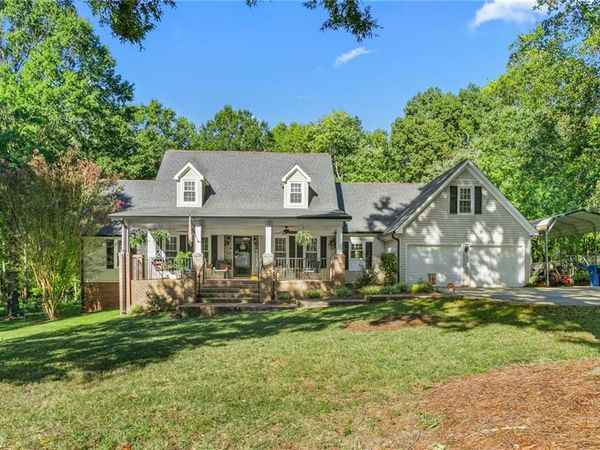 308 Woodland Drive , Elon, NC 27244