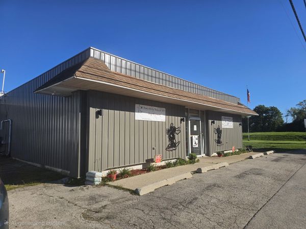 2524 S 76th St, Raymond, WI 53126