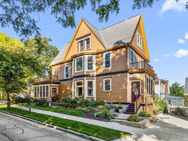833 Walnut St, West Bend, WI 53095
