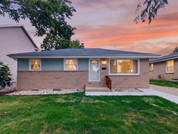 4808 S 24th St, Milwaukee, WI 53221