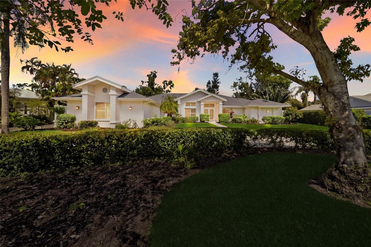 7501 Weeping Willow Boulevard, Sarasota, FL 34241 Photo