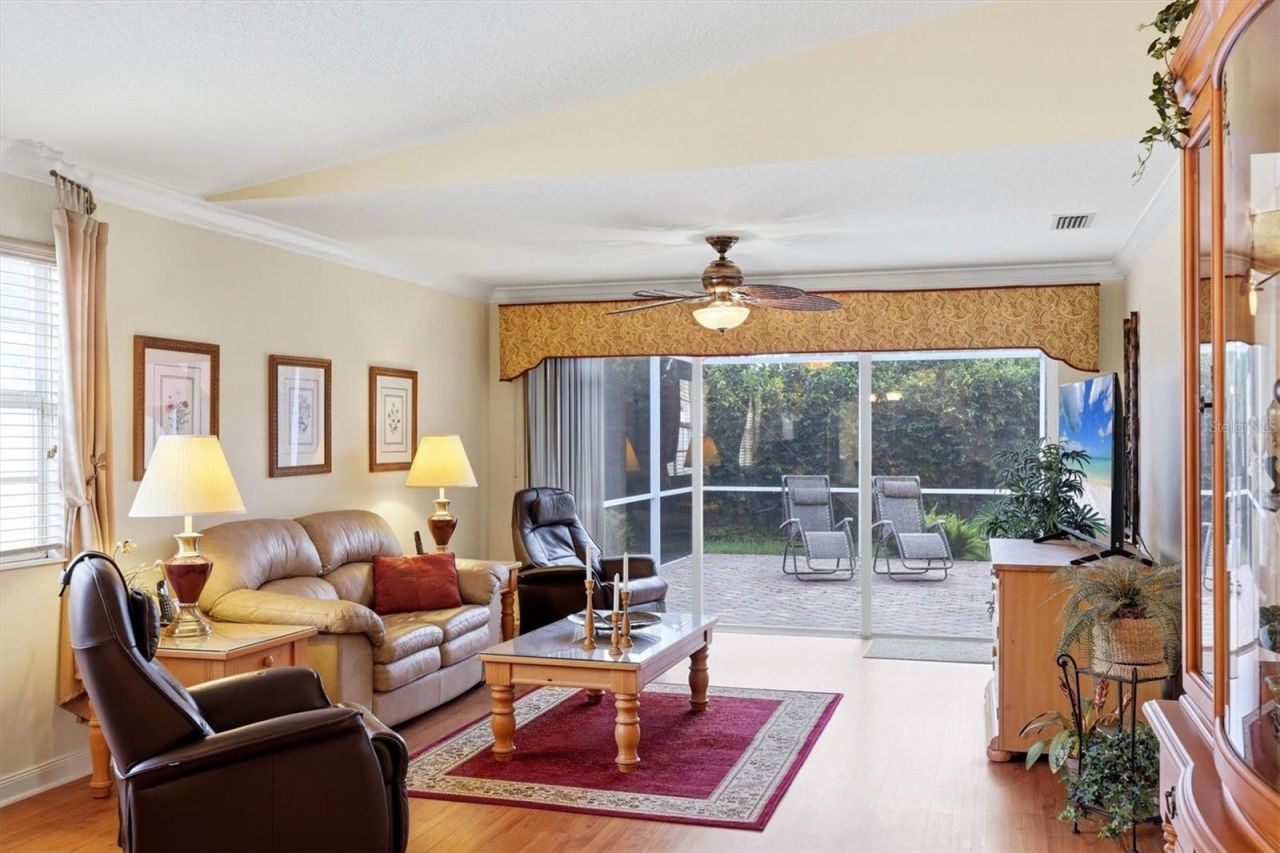 7621 Quinto Drive, Sarasota, FL 34238 Photo