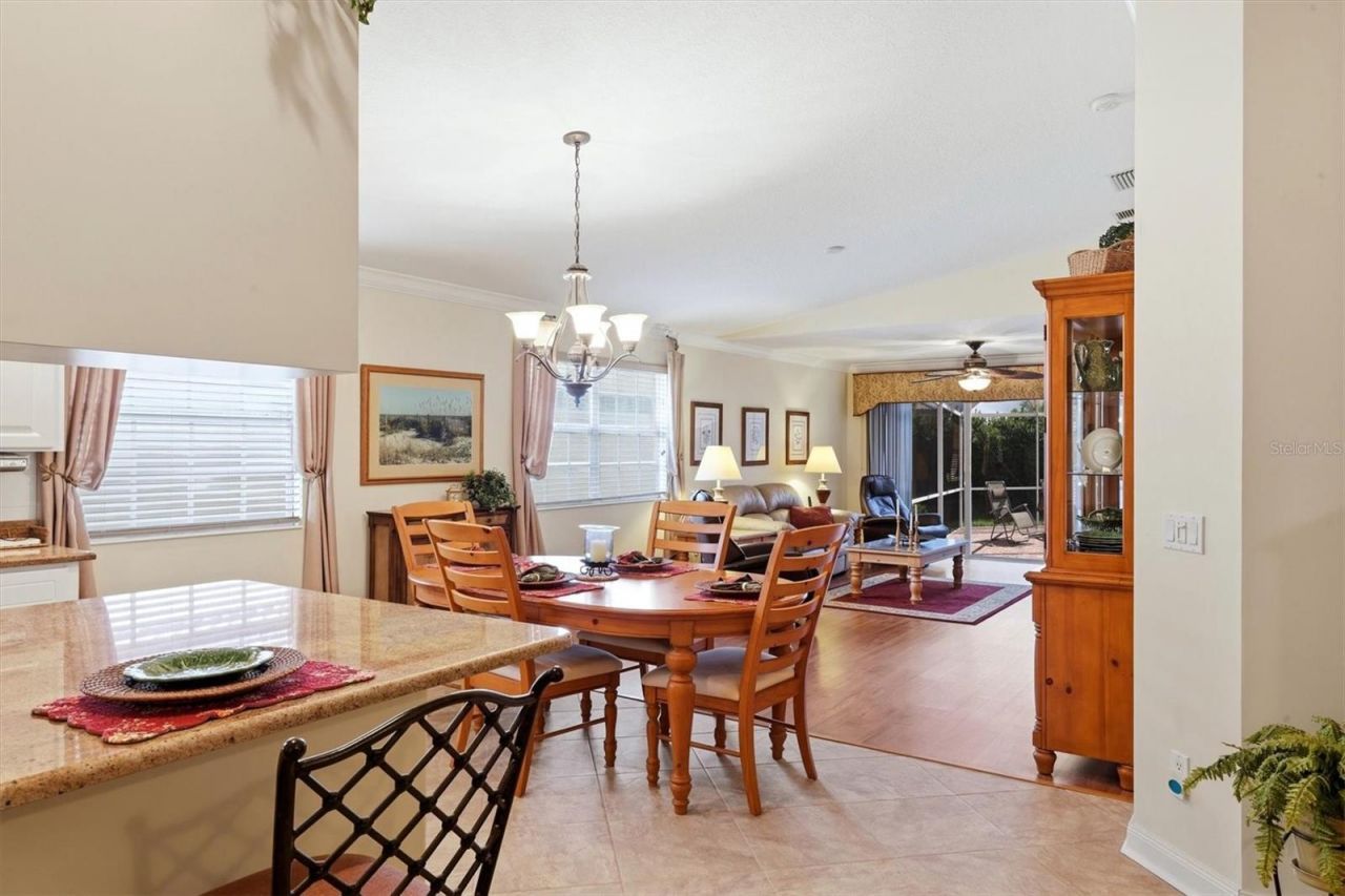 7621 Quinto Drive, Sarasota, FL 34238 Photo