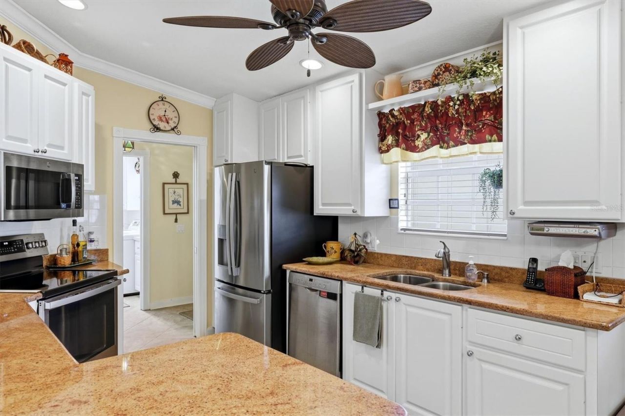 7621 Quinto Drive, Sarasota, FL 34238 Photo