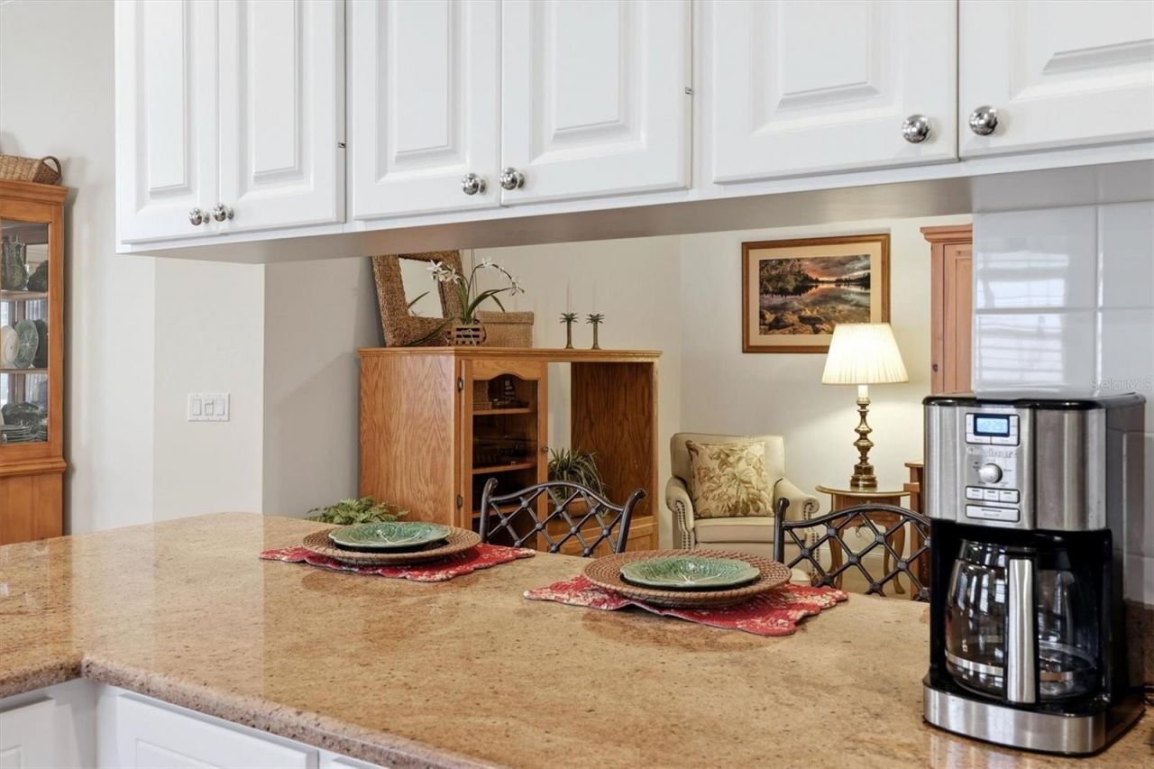 7621 Quinto Drive, Sarasota, FL 34238 Photo
