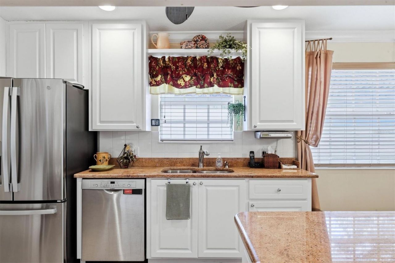 7621 Quinto Drive, Sarasota, FL 34238 Photo