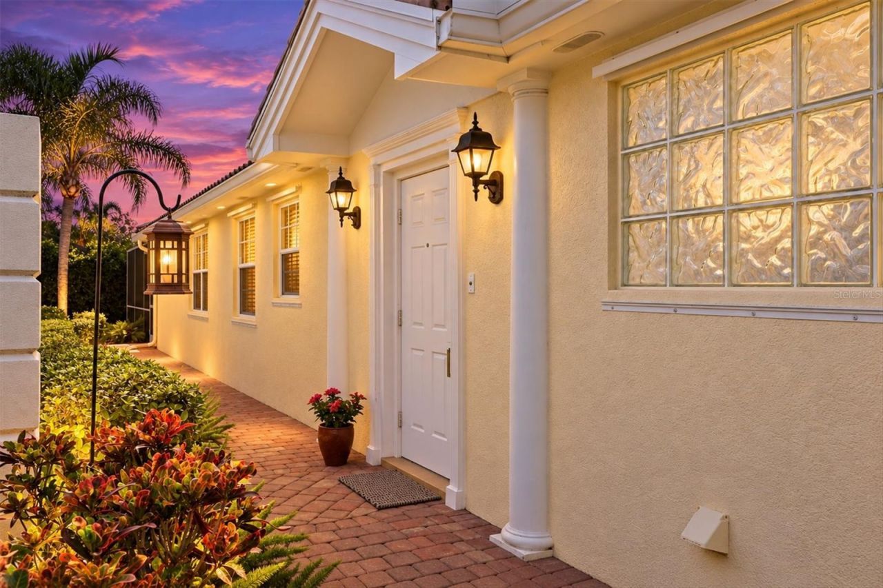 7621 Quinto Drive, Sarasota, FL 34238 Photo