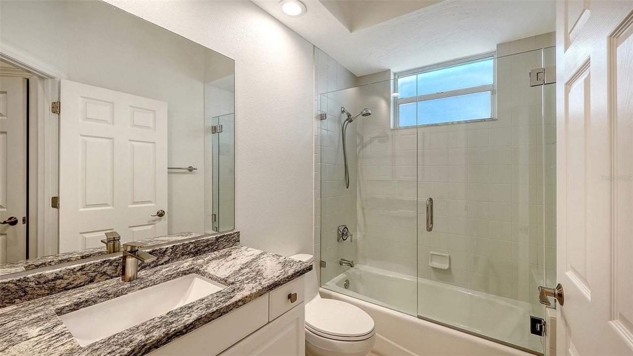 3617 Fair Oaks Place, Longboat Key, FL 34228 Photo