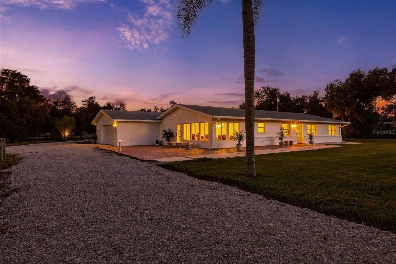 5640 Howard Creek Road, Sarasota, FL 34241 Main Photo