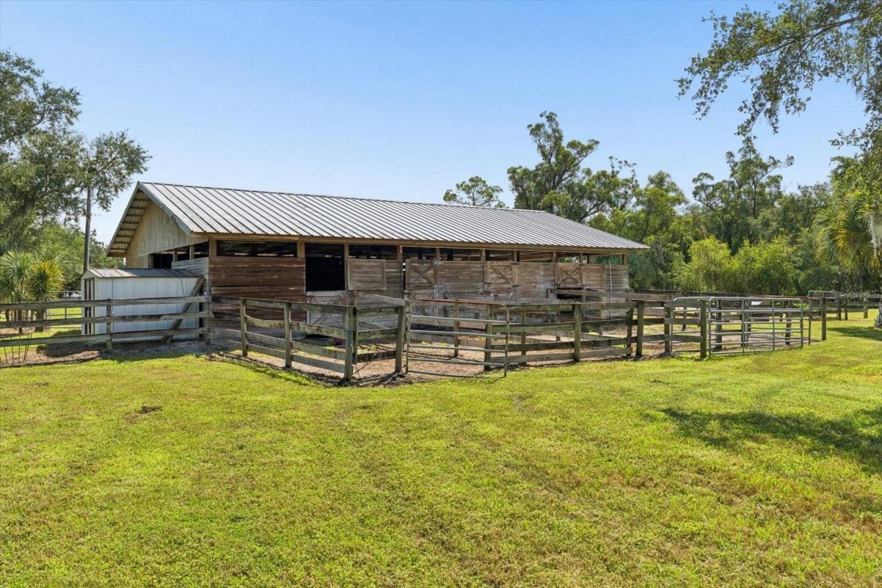 5640 Howard Creek Road, Sarasota, FL 34241 Photo