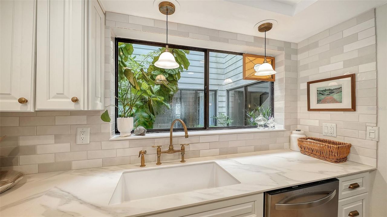 4319 Woodmans Chart, Unit 130, Sarasota, FL 34235 Photo