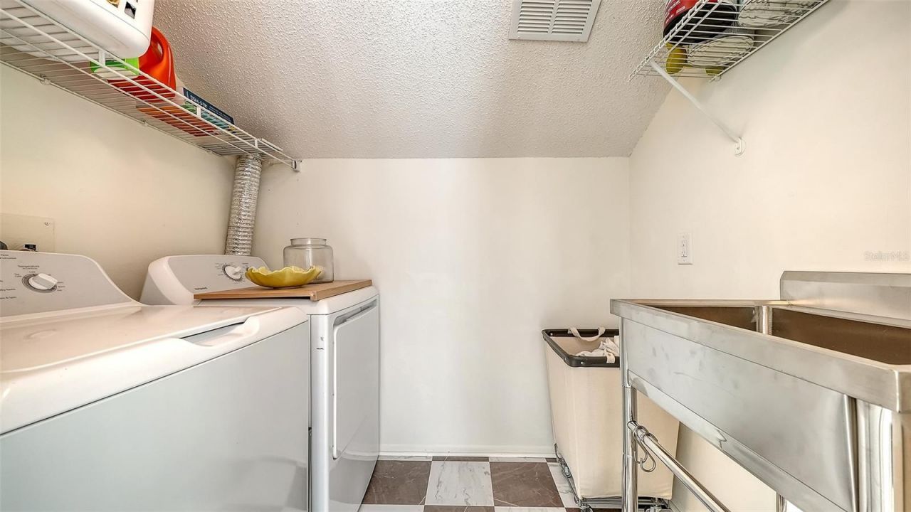4319 Woodmans Chart, Unit 130, Sarasota, FL 34235 Photo