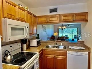 408 Cerromar Circle S, Unit 236, Venice, FL 34293 Photo