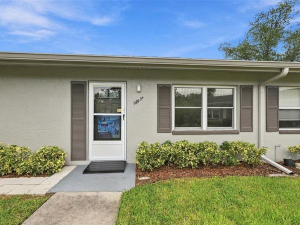 302 CANTON COURT , Unit 56, SUN CITY CENTER, FL 33573
