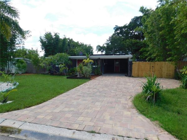 5622 HOBSON STREET NE, ST PETERSBURG, FL 33703