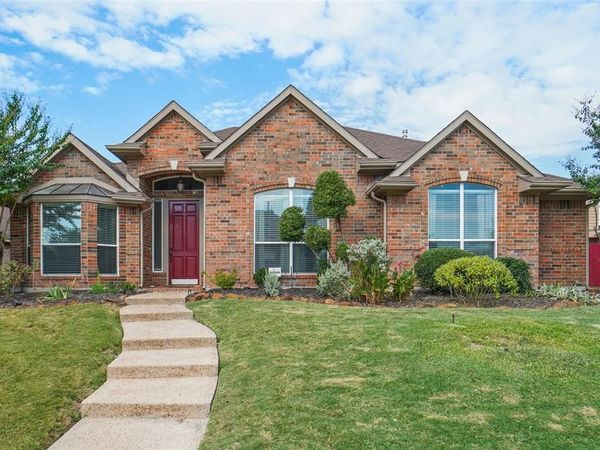 1828 Lacey Oak Lane, Keller, TX 76248