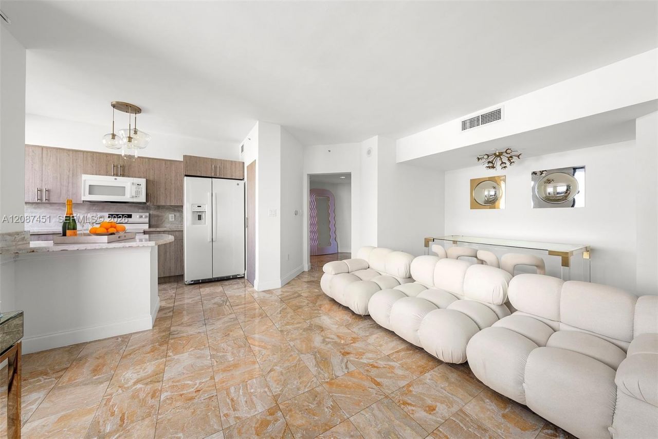 1330 West Ave , Unit 811, Miami Beach, FL 33139 Photo