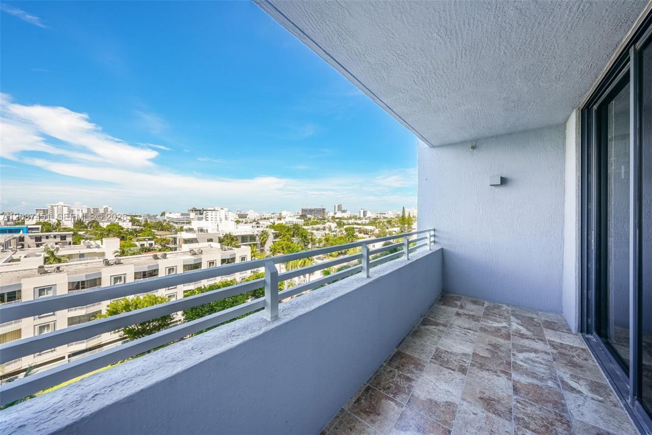 1330 West Ave , Unit 811, Miami Beach, FL 33139 Photo
