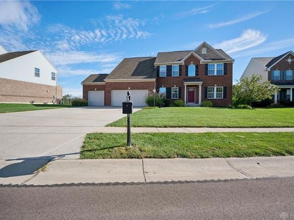9756 Crooked Creek Drive, Centerville, OH 45458