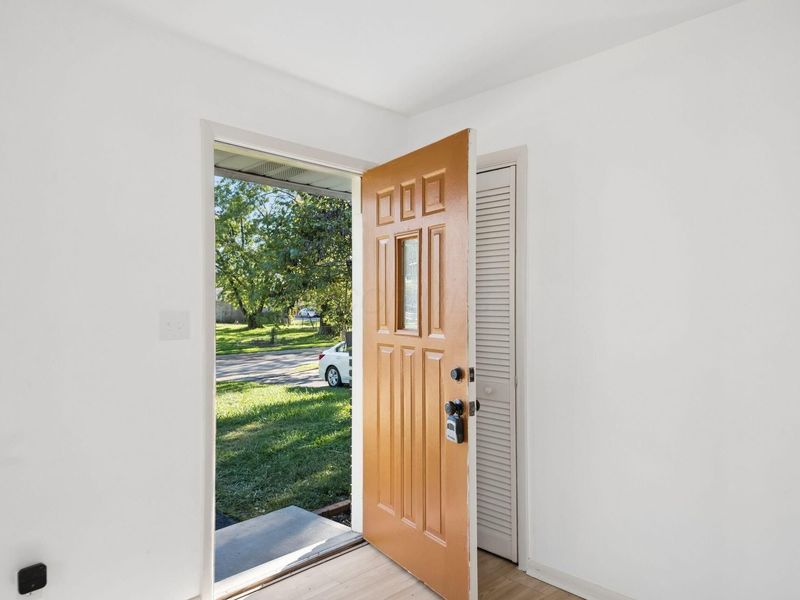 4220 Atlanta Drive , Columbus, OH 43228 Photo 5
