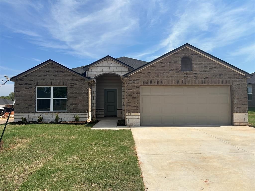 944 Red Barn Road, Newcastle, OK 73065 Main Photo