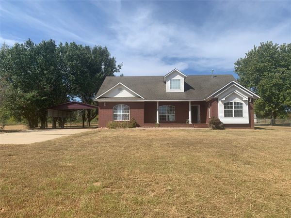 8338 E 318th Street S, Porum, OK 74455
