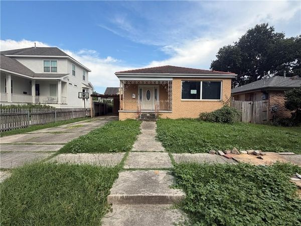 7011 LOUISVILLE Street, New Orleans, LA 70124