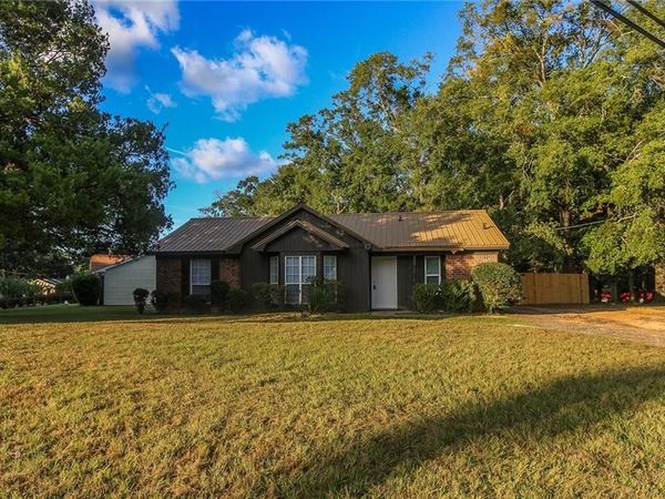 6262 Howells Ferry Road , Mobile, AL 36618