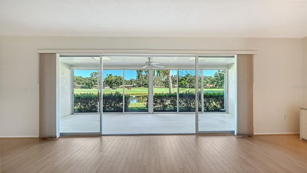5513 Palm Aire Drive , Sarasota, FL 34243 Photo
