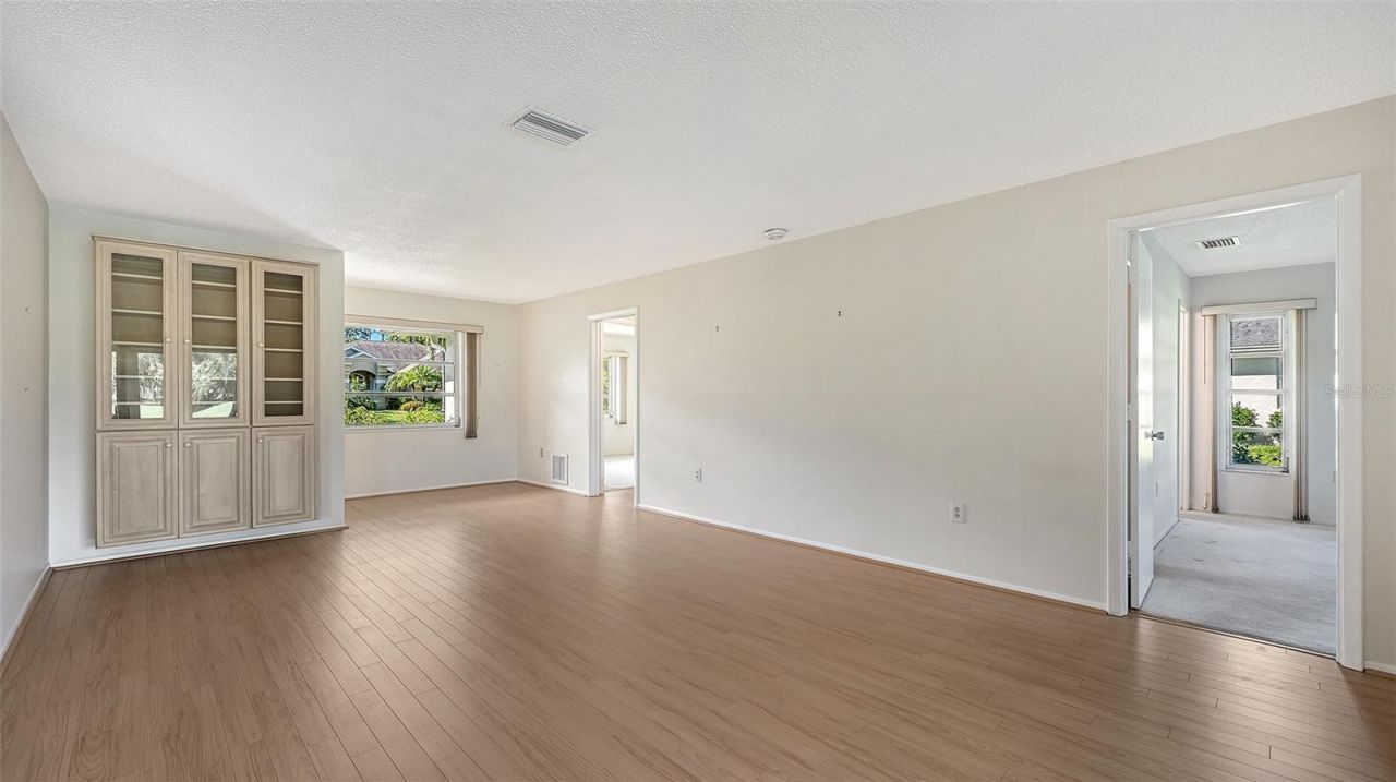 5513 Palm Aire Drive , Sarasota, FL 34243 Photo