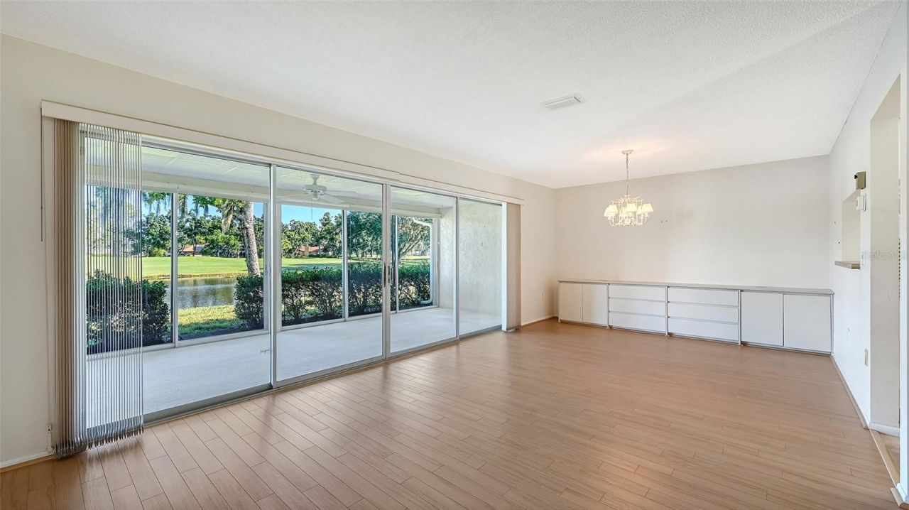 5513 Palm Aire Drive , Sarasota, FL 34243 Photo
