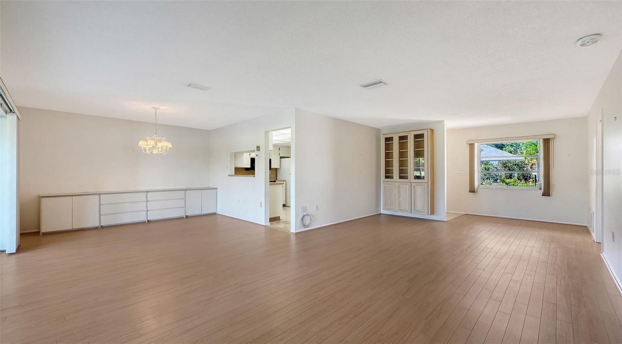 5513 Palm Aire Drive , Sarasota, FL 34243 Photo