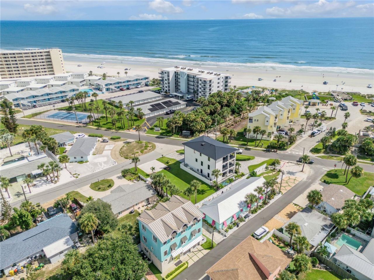 407 Lincoln Avenue, New Smyrna Beach, FL 32169 Photo