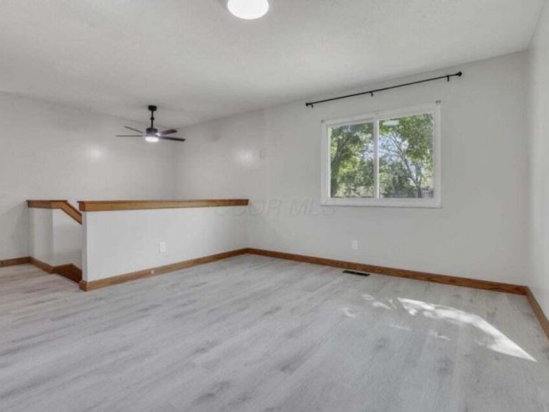 1588 Fall Brook Road , Columbus, OH 43223 Photo 8