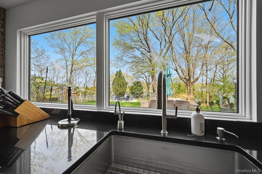 40 Idle Day Drive, Centerport, NY 11721 | MLS ID 1055847