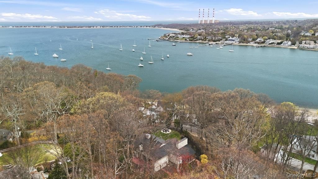 40 Idle Day Drive, Centerport, NY 11721 | MLS ID 1055847