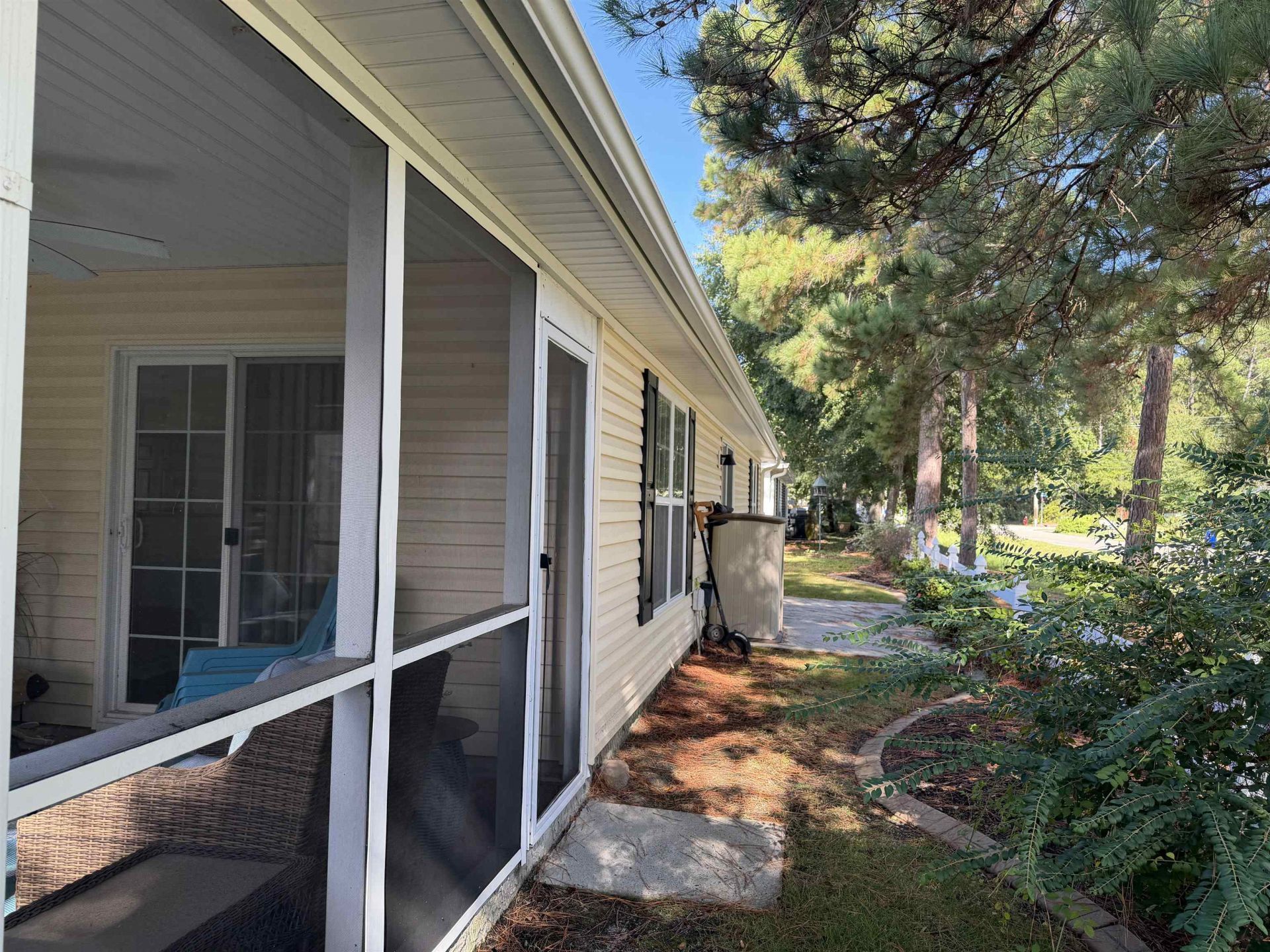 237 Melody Gardens Dr.  Photo 20