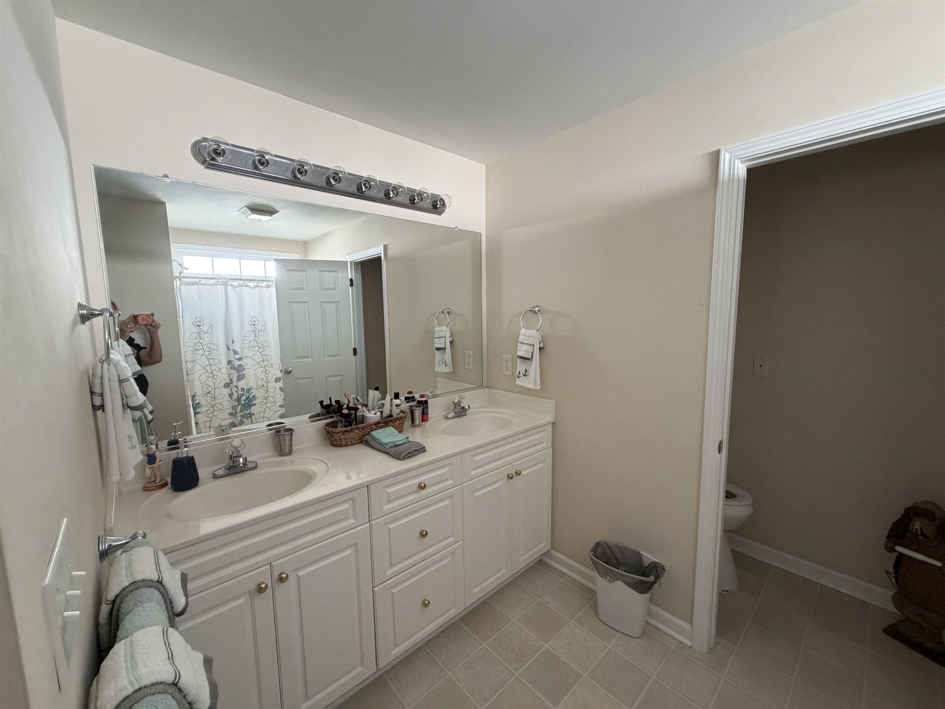 237 Melody Gardens Dr.  Photo 23
