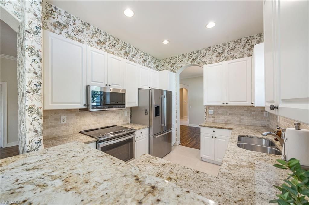 917 Vistana Cir, Unit 6, Naples, FL 34119 Photo