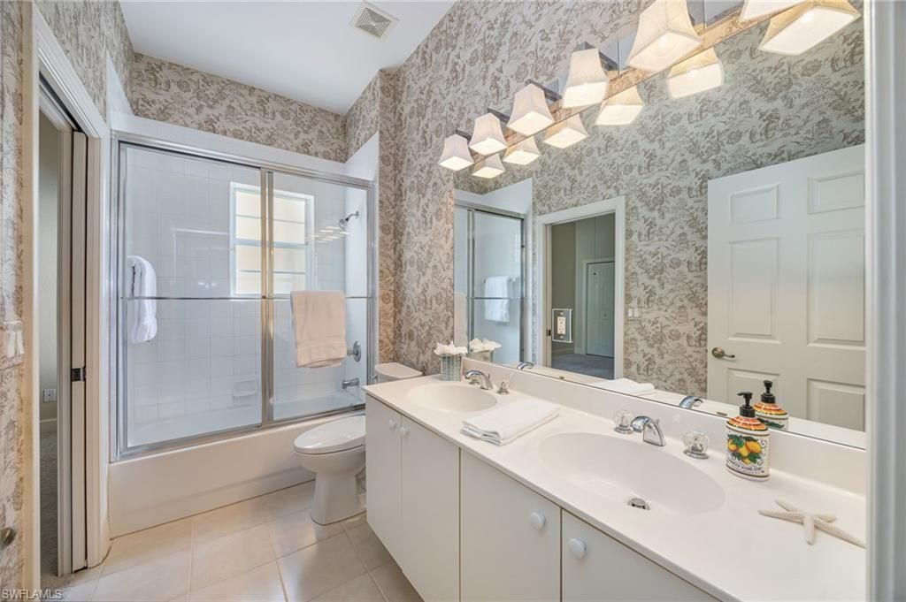 917 Vistana Cir, Unit 6, Naples, FL 34119 Photo