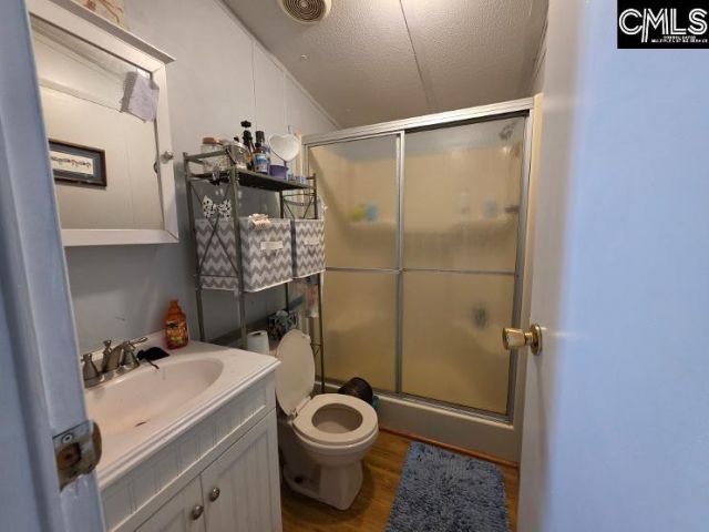 2528 Johnstone Street  Photo 10