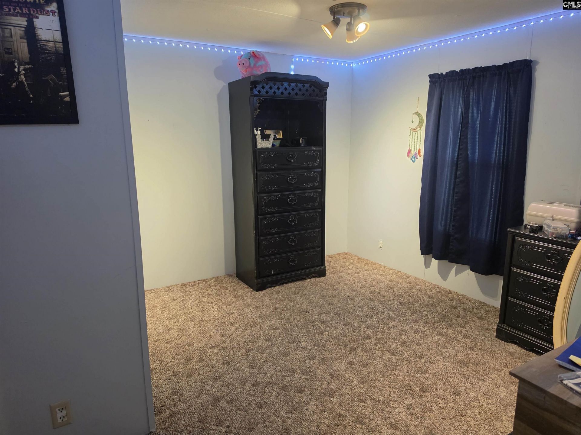 2528 Johnstone Street  Photo 13