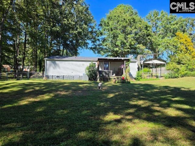 2528 Johnstone Street  Photo 17