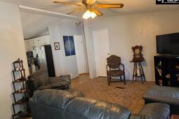 2528 Johnstone Street  photo 4