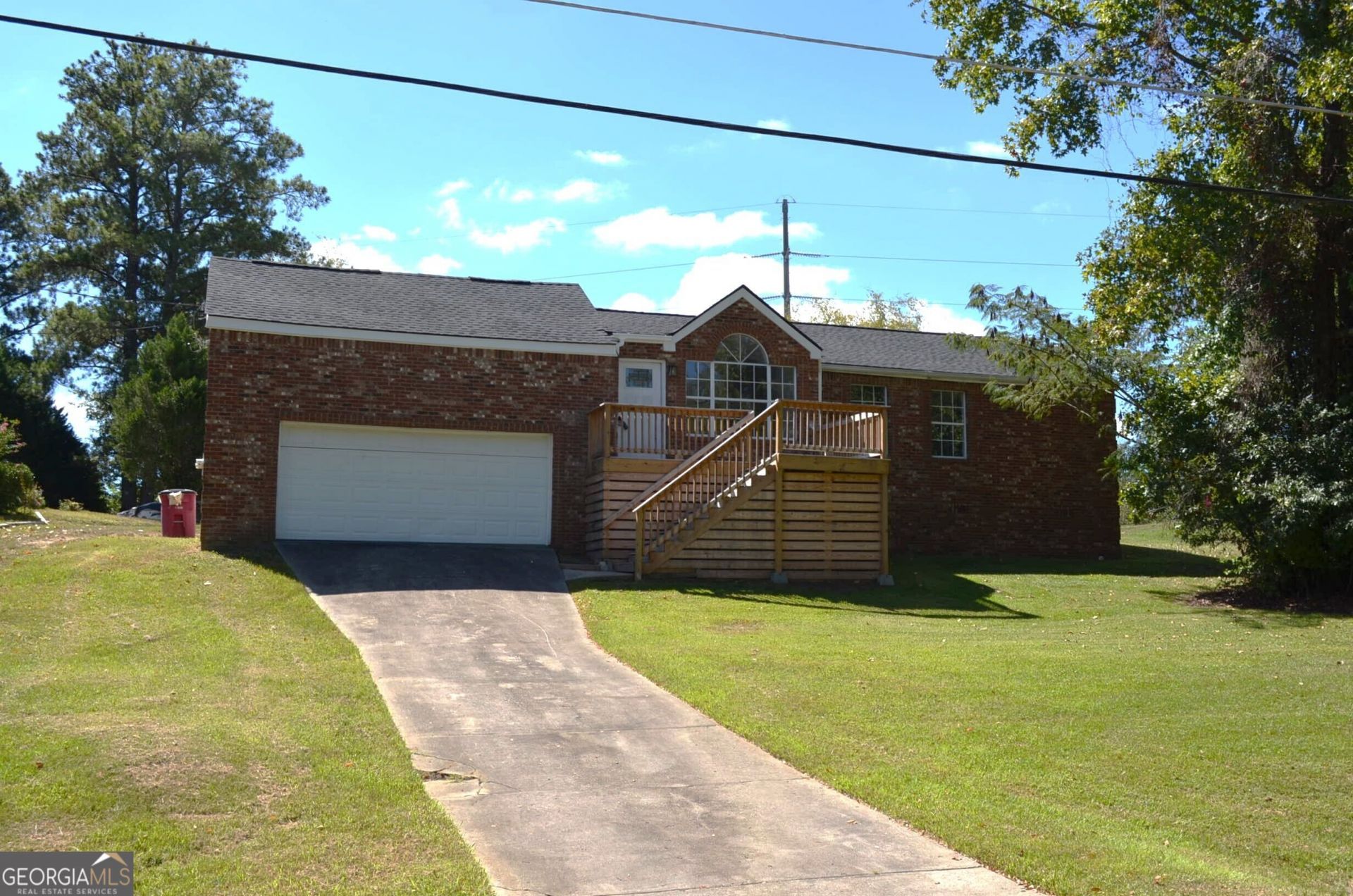 2311 Gwendale Drive E, Lizella, GA 31052 Main Photo