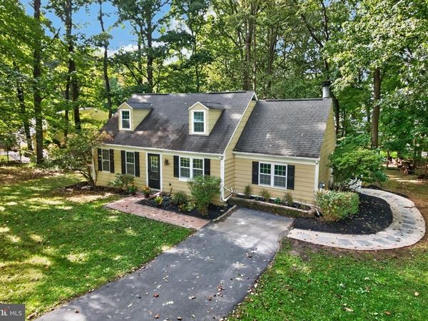 905 WOODVIEW DRIVE, COATESVILLE, PA 19320