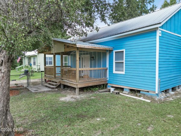 19788 SW South Street , Blountstown, FL 32424