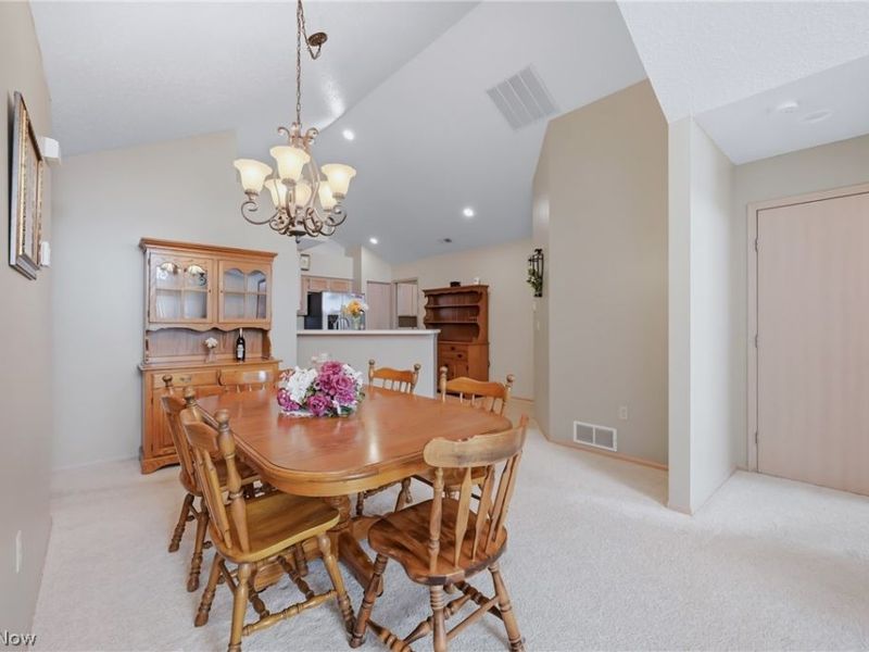 31 Parkside Circle, Unit 1, Canfield, OH 44406 Photo 24